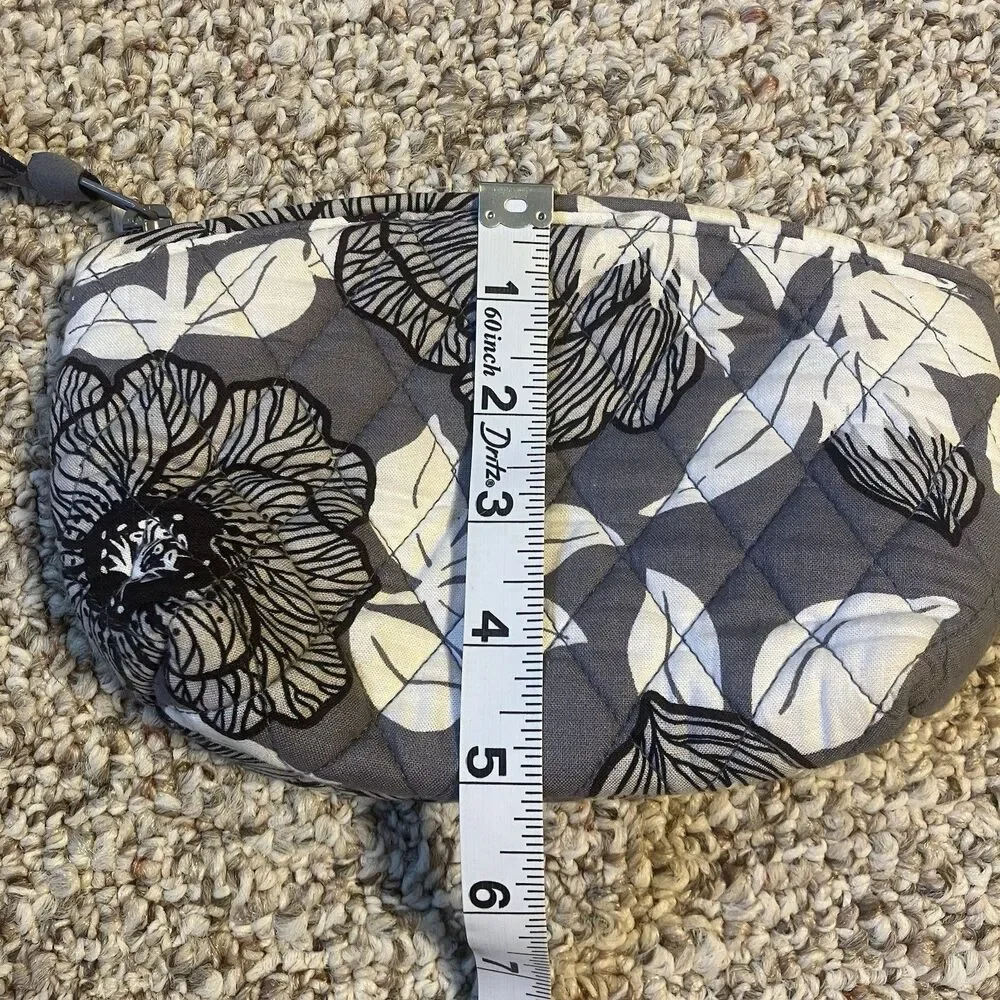 Vera Bradley Moon Shadow Cosmetic Bag Travel Gray White Quilted Zip Plastic Line